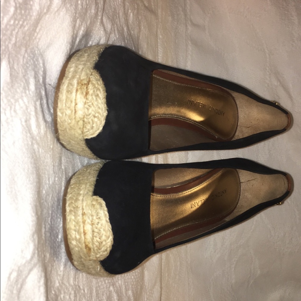 ANTONIO MELANI wedges. Size 9. (Suede)